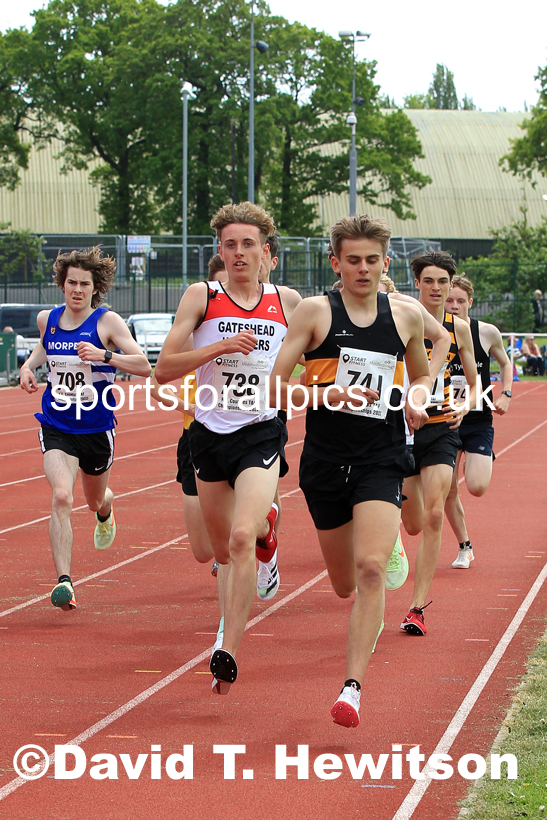 Men and Boys 1500 metres, 2022 North Eastern Track and Field Champs., Middlesbrough. David T. Hewitson/Sports for All Pics